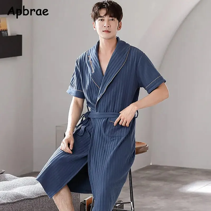 Apbrae New Summer Men's Soft Cotton Bathrobe Dark Grey Half Sleeve Solid Robe Big Size 4XL Fashion Elegant Kimono for Gentleman