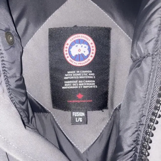 Canada Goose Chilliwack Bomber Down Jacket Large