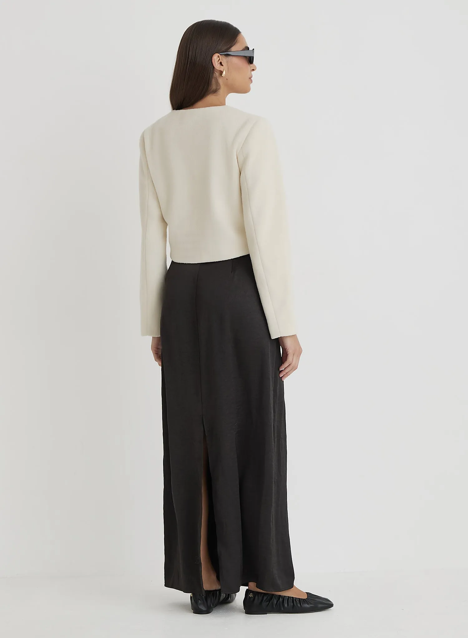 Cream Wool Contrast Pocket Cropped Jacket- Mable