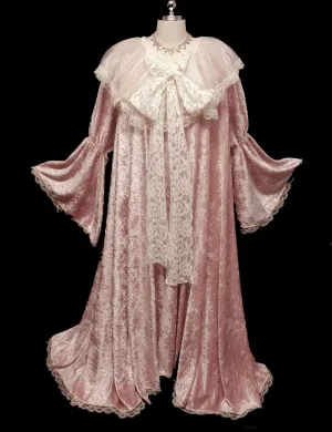 EXQUISITE VICTORIAN-LOOK PANNE VELVETEEN DRESSING GOWN ROBE DRIPPING WITH FABULOUS LACE WITH GORGEOUS JULIET BELL SLEEVES – SIZE MEDIUM / LARGE – WOULD MAKE A FABULOUS GIFT!