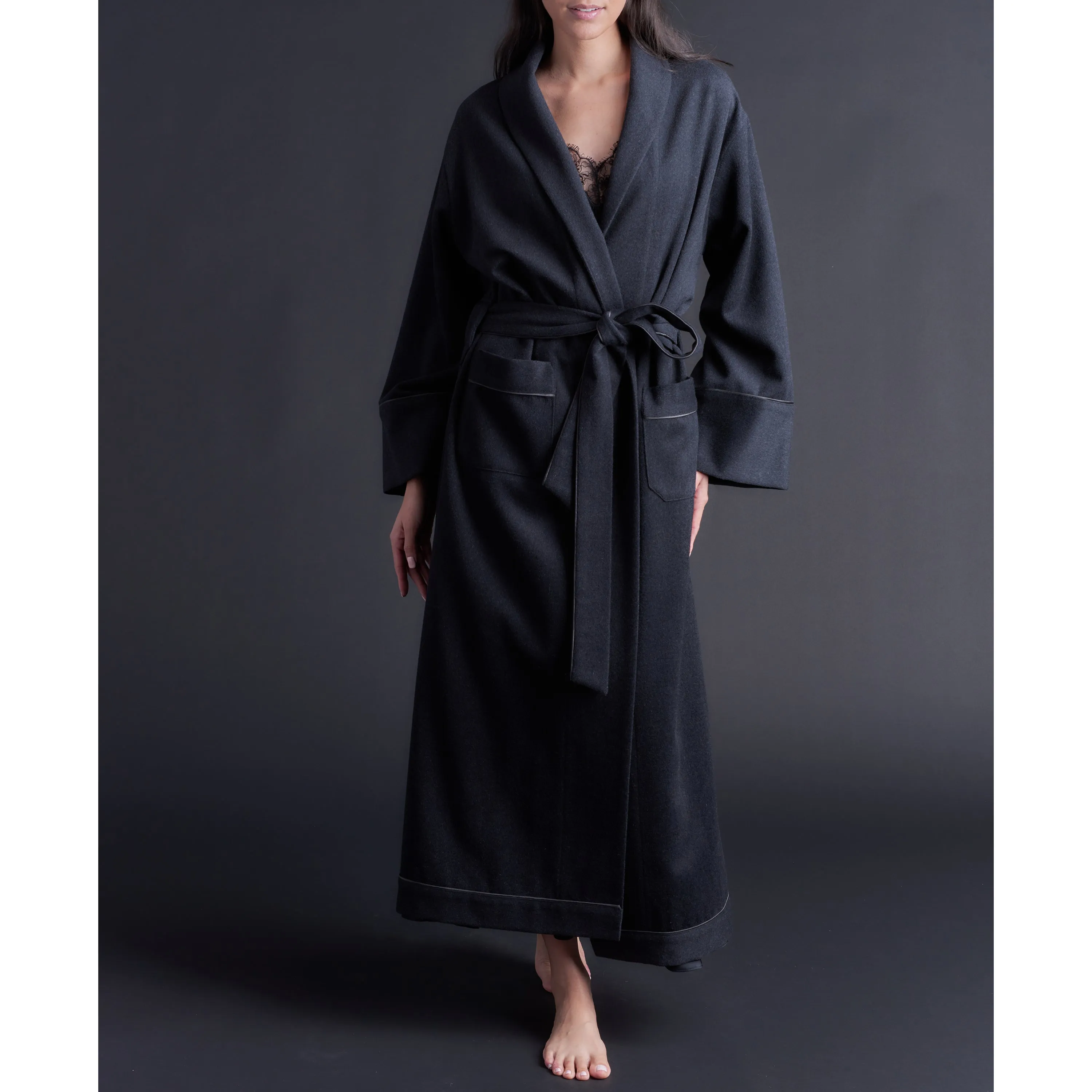 Long Claudette Robe in Cashmere Wool Mink