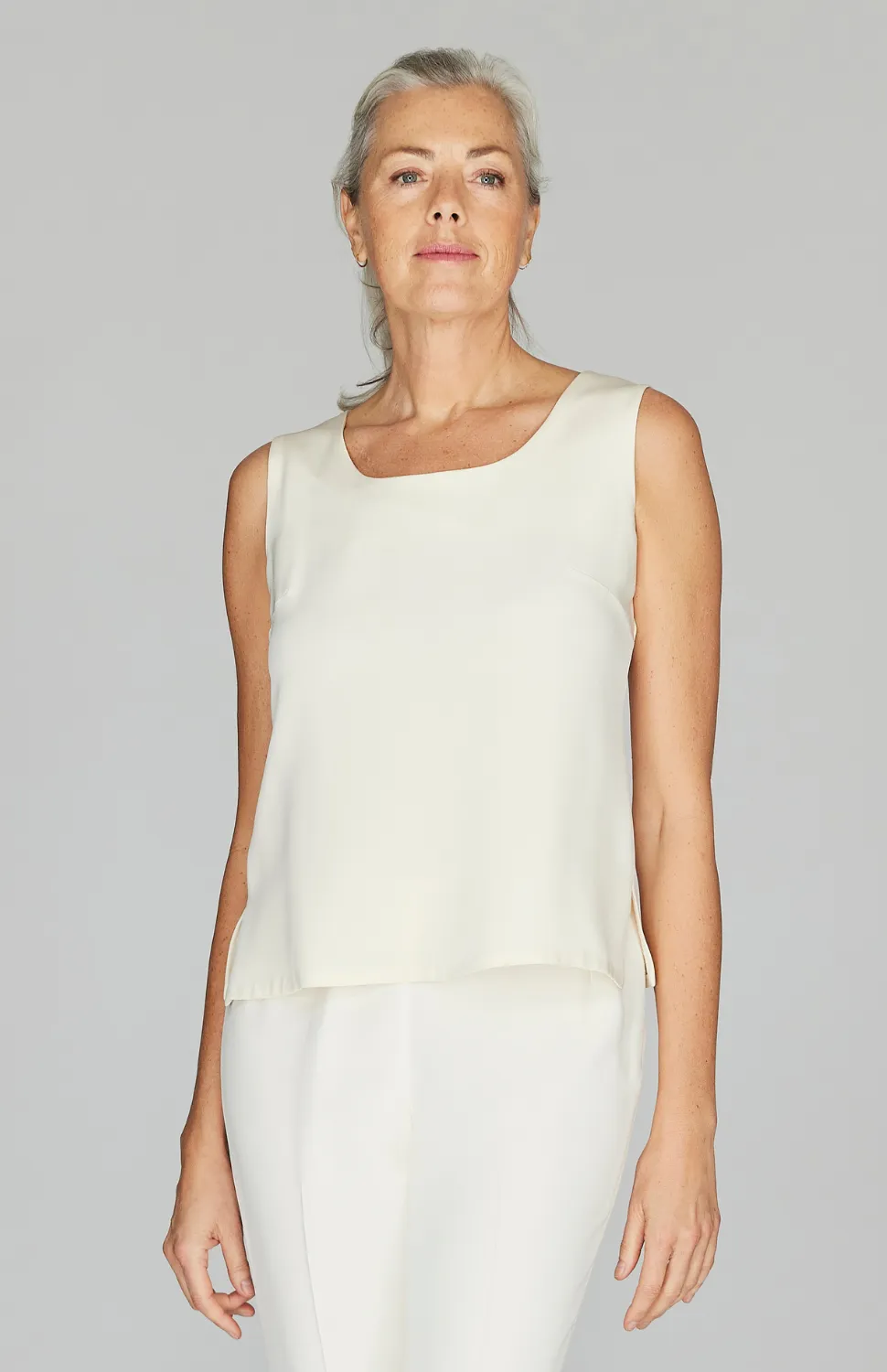 Silk Essential Scoop Neck Camisole