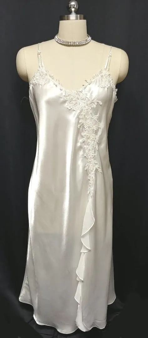 SOLD - BEAUTIFUL BRIDAL ALEXANDRA NICOLE LACE APPLIQUES, PEARLS & SEQUINS SATIN BRIDAL PEIGNOIR & NIGHTGOWN SET IN MOONLIGHT