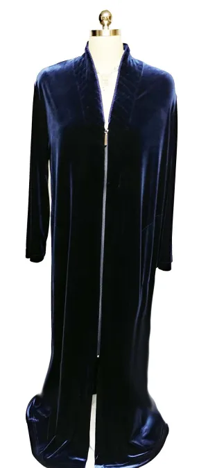 SOLD - NEW - DIAMOND TEA LUXURIOUS ZIP UP FRONT VELOUR ROBE IN MIDNIGHT NAVY - SIZE MEDIUM NEW - DIAMOND TEA LUXURIOUS ZIP UP FRONT VELOUR ROBE IN MIDNIGHT NAVY - SIZE MEDIUM - ONLY 1 IN STOCK