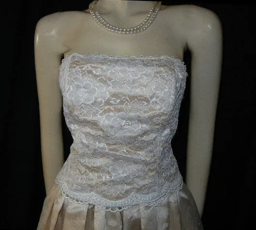 *VINTAGE BARI JAY LACE, APPLIQUE & ORGANZA STRAPLESS EVENING GOWN IN CHAMPAGNE